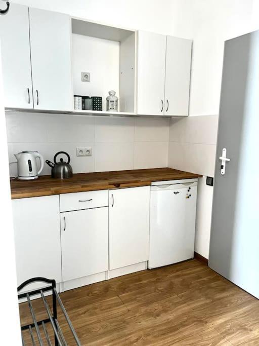 Bezagenta Centrum3 Studio Wi-Fi Great Location! 바르샤바 외부 사진