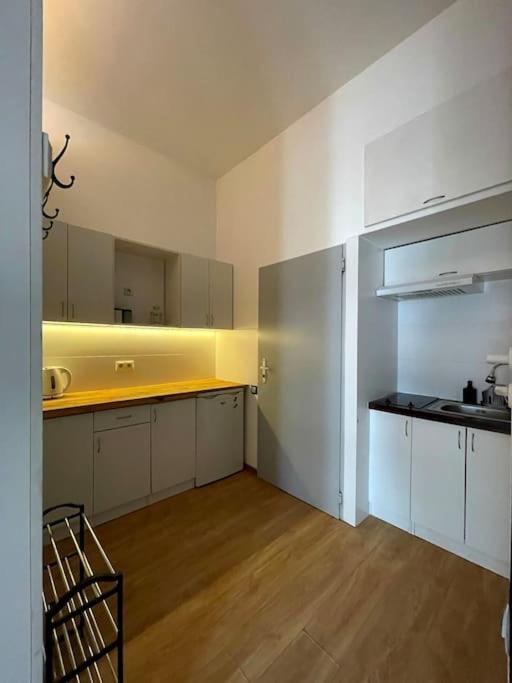Bezagenta Centrum3 Studio Wi-Fi Great Location! 바르샤바 외부 사진